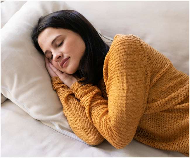 Good Sleep Tips: रात में चाहिए सुकून की नींद, तो डिनर में न खाएं ये 5 चीज़ें