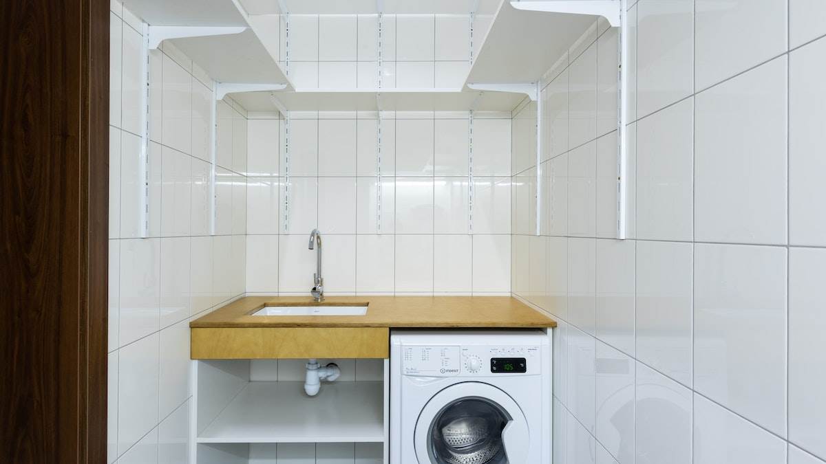 Automatic Washing Machine With Digital Inverter Cover Image Source: Pexels