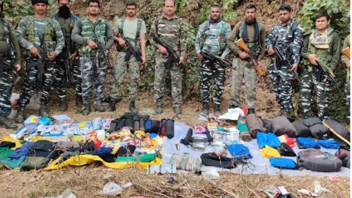 भारी मात्रा में दवा व सामान बरामद, चलाया जा रहा सर्च अभियान