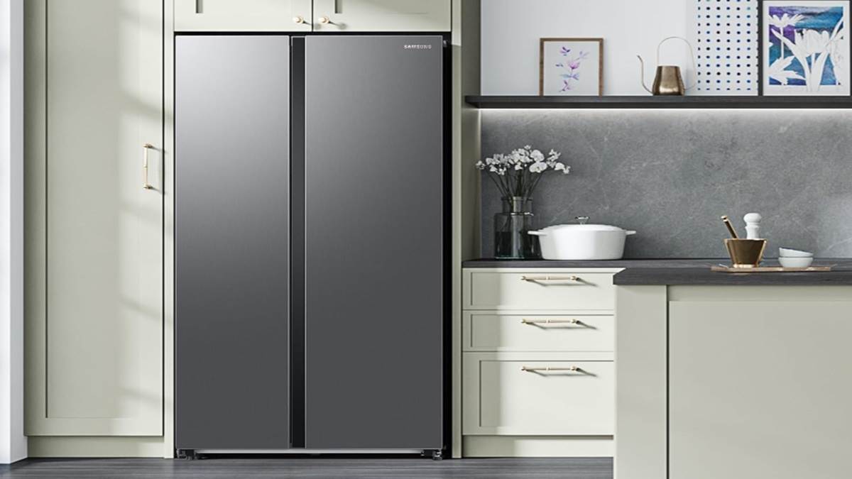मुंह मांगे दाम पर बिक रहा Side by Side Refrigerators, अमेजन से करें 56,000 तक की छूट पर ऑर्डर