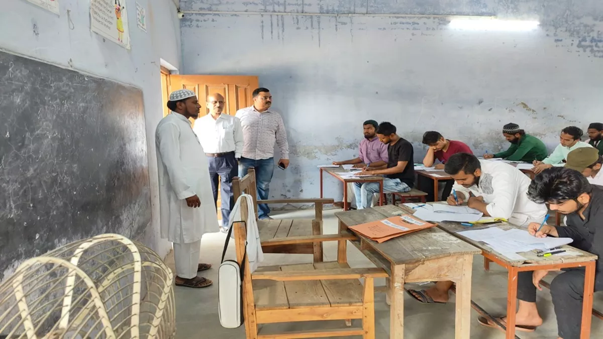 Uttarakhand: उत्तराखंड के मदरसों में एनसीईआरटी की किताबों से होगी पढ़ाई,  फरवरी से शिक्षकों की भी भर्ती प्रक्रिया होगी शुरू