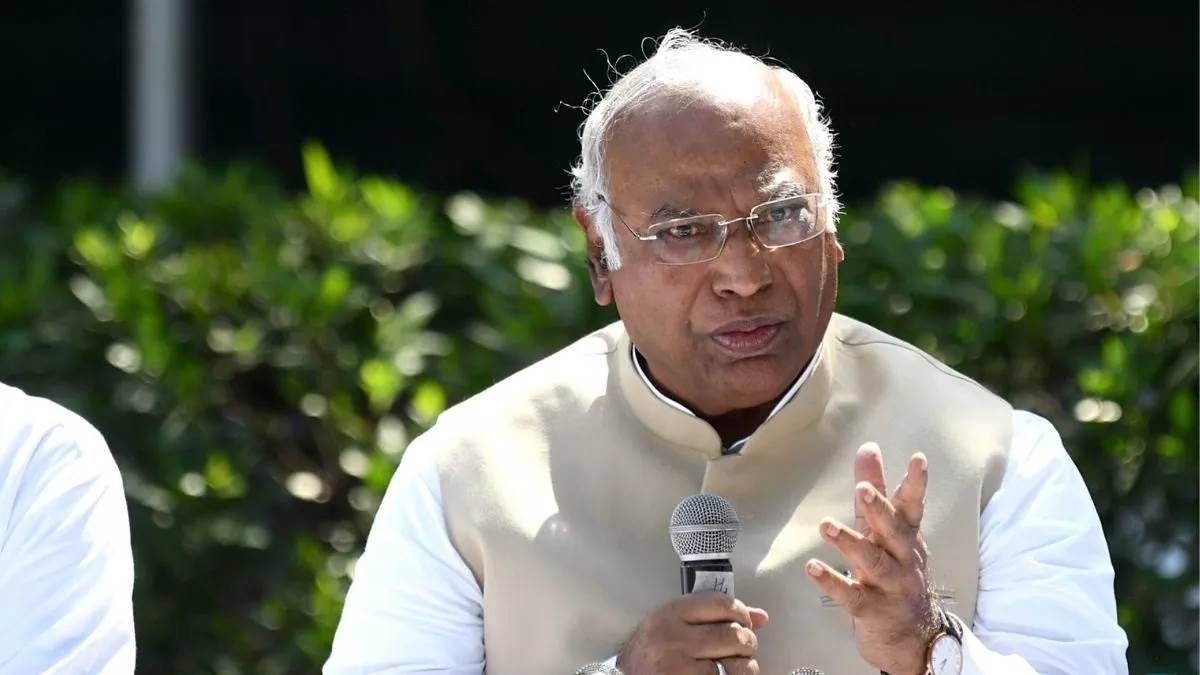 congress national president mallikarjun kharge rally in dehradun uttrakhand on january28