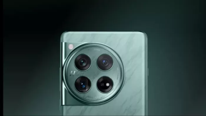 OnePlus 12: 50W Airvooc चार्जिंग वाला फोन आज होगा लॉन्च, ऐसी होंगी खूबियां