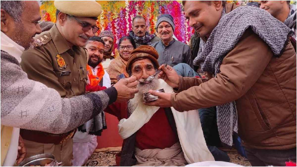 falahari baba took food after 34 years when ram lala pran pratistha ceremoney completed in ayodhya