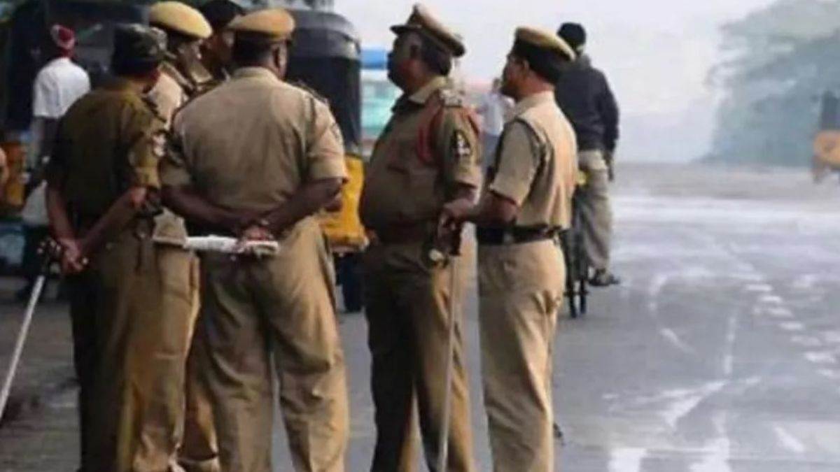 lord ram idol broken in muzaffarnagar dinkarpur village police reached on spot