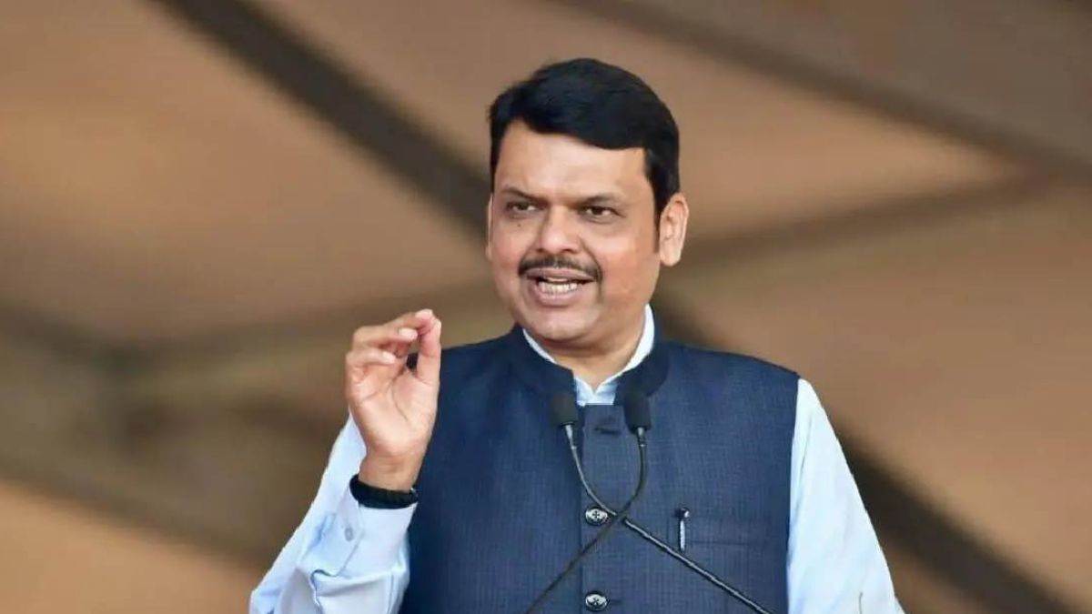 https://www.jagranimages.com/images/newimg/23012025/23_01_2025-devendra_fadnavis_davos_mou_23871992_211247233.jpg