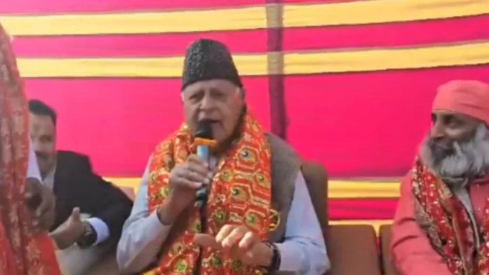 कटड़ा में फारूक अब्दुल्ला ने गाए शेरा वाली माता के भजन (सोशल मीडिया फोटो)