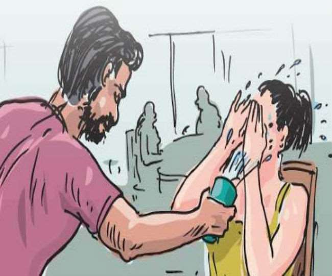 प्रैक्टिकल के दौरान छात्राओं पर तेजाब फेंकने वाले छात्र के खिलाफ केस दर्ज, जानिए पूरा मामला