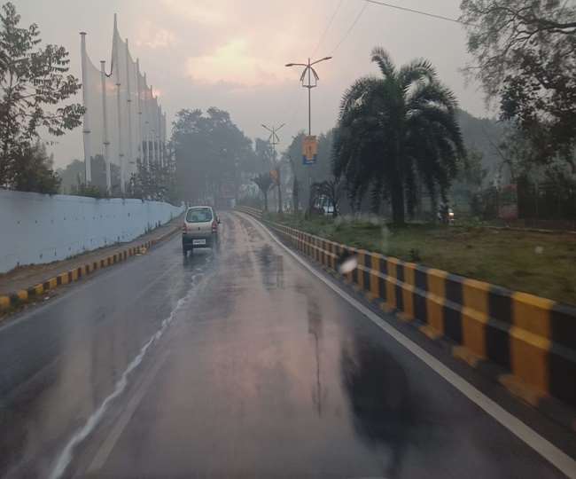Weather Alert बदला रहेगा मौसम का मिजाज, होगी बारिश; जाने अपने शहर का