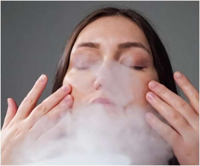 https://www.jagranimages.com/images/newimg/23022022/23_02_2022-facial-steam-tips_22491951.jpg