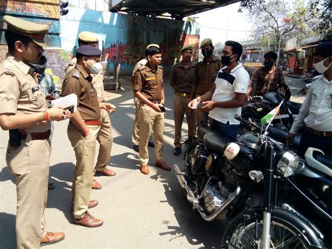 Police active against illegal road activity in varanasi city ...