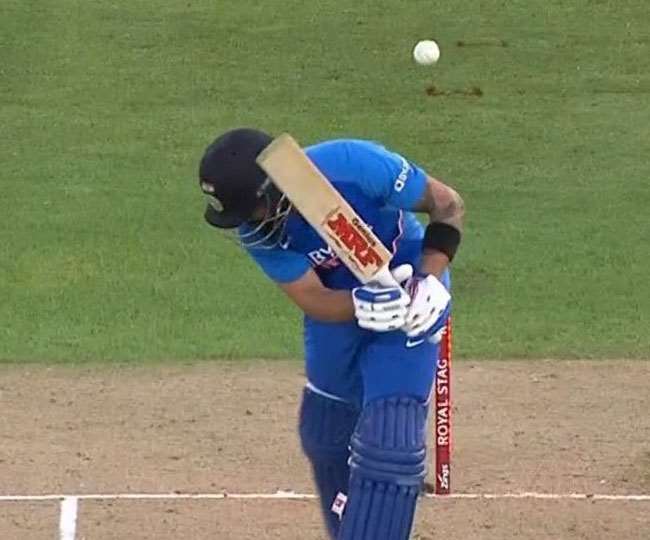 https://www.jagranimages.com/images/newimg/23032021/23_03_2021-virat_kohli_bold_out_odi_21490941.jpg