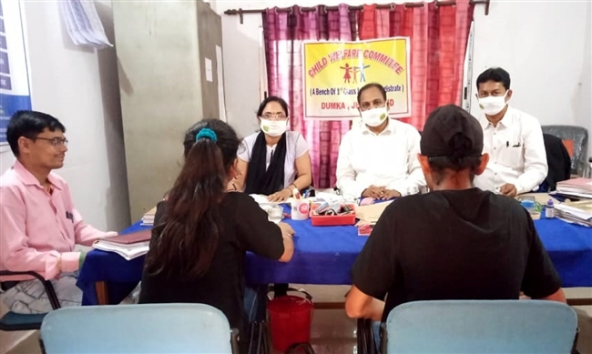 दुमका से भागे भाई बहन रांची में मिले