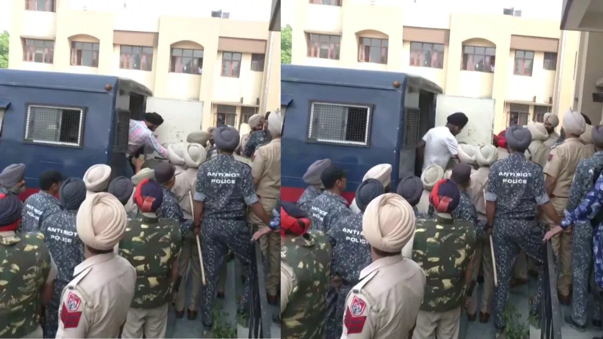 भगोड़े अमृतपाल के सात साथियों को बाबा बकाला कोर्ट में किया गया पेश