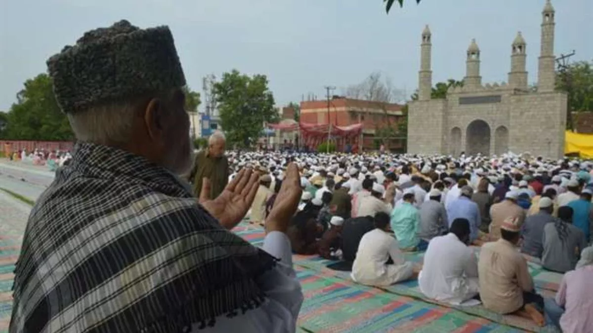 Jammu-Kashmir News: अब इस्लामिक त्योहार मनाने में पाकिस्तान की नहीं कश्मीर की चलेगी