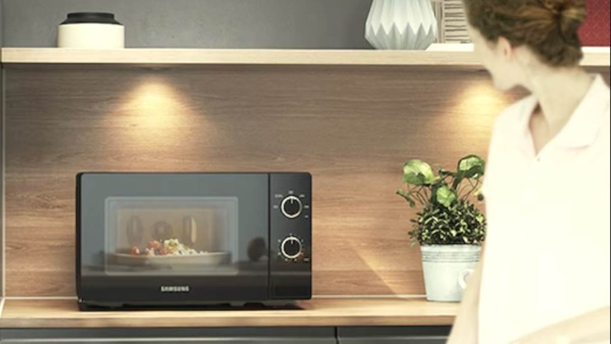इन Samsung Microwave Oven में करें घर बैठे बेकिंग और ग्रिलिंग, बनाए अपने खाने को सूपर डिलीशियस