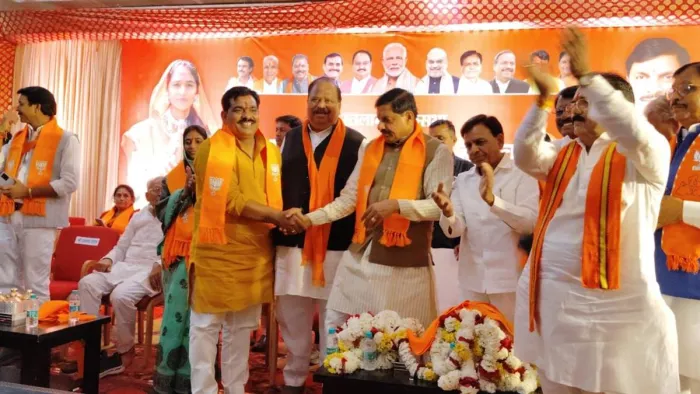नहीं थम रहा कांग्रेस में टूट का सिलसिला (Image: Jagran)