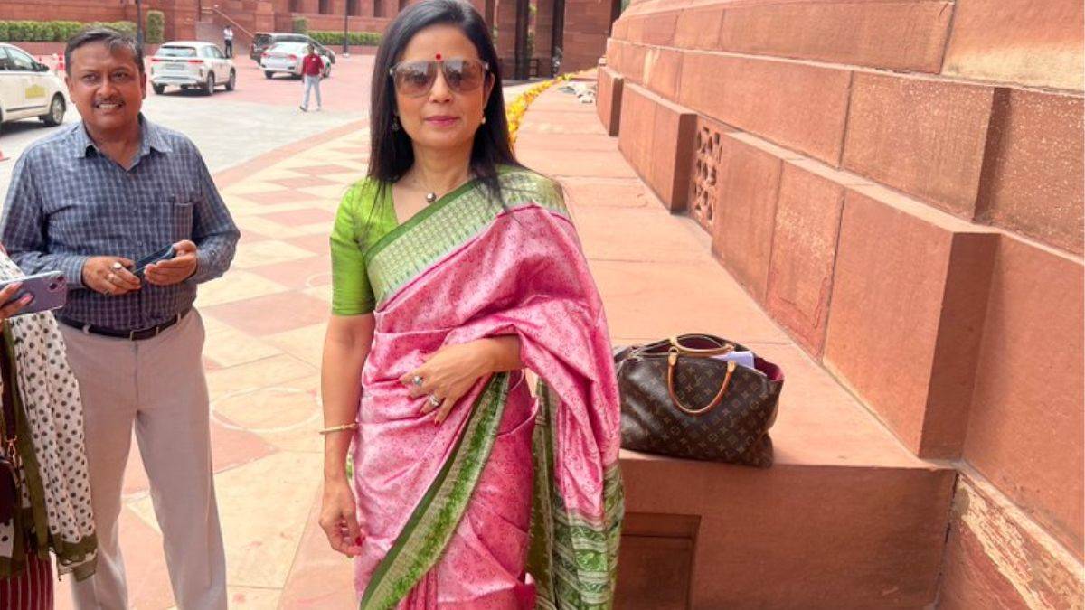 https://www.jagranimages.com/images/newimg/23032024/23_03_2024-mahua_moitra_bribe_case_23681266.jpg