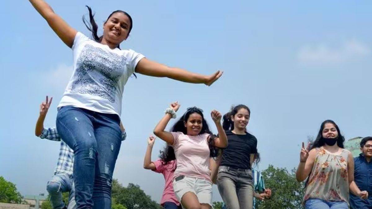 https://www.jagranimages.com/images/newimg/23032024/23_03_2024-student_3_23681398_153340860.jpg