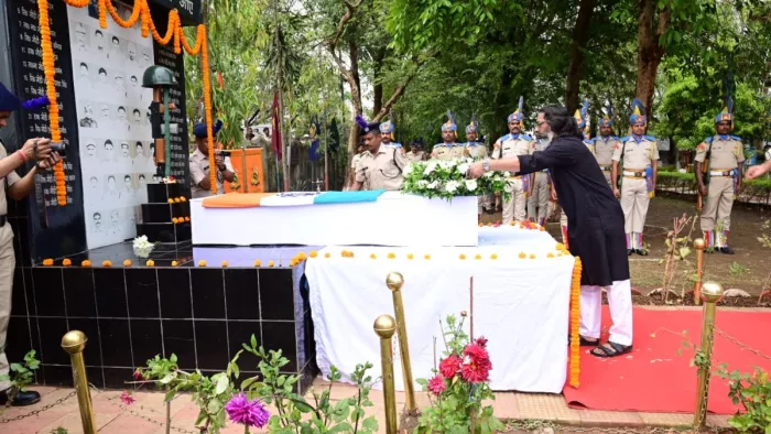 शहीद सुनील कुमार मंडल को सीएम हेमंत सोरेन ने दी श्रद्धांजलि