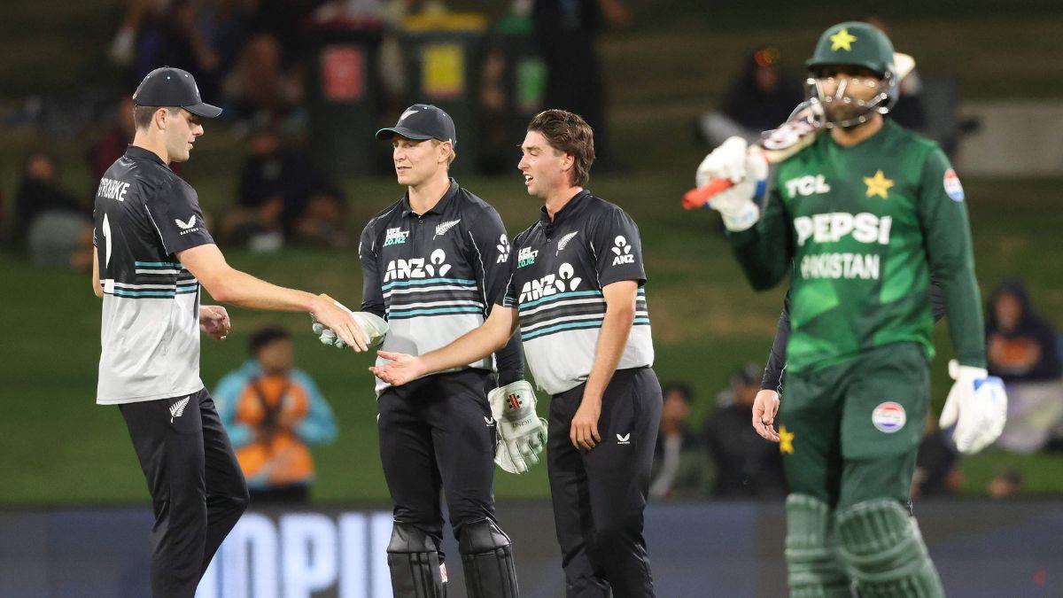 https://www.jagranimages.com/images/newimg/23032025/23_03_2025-nz_vs_pak_23904644.jpg