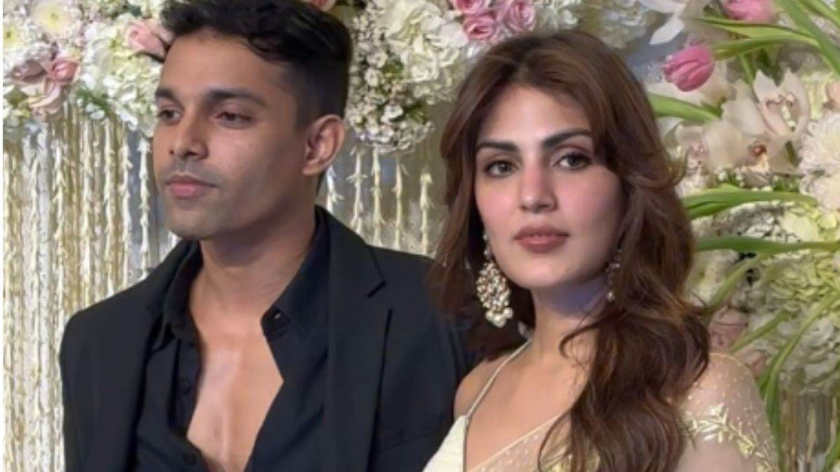 https://www.jagranimages.com/images/newimg/23032025/23_03_2025-rhea_chakraborty_brother_23904746_184533349.jpg