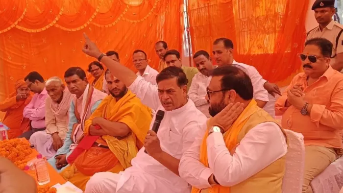 आरा में पूर्व केंद्रीय मंत्री आरके सिंह। फ़ोटो- जागरण