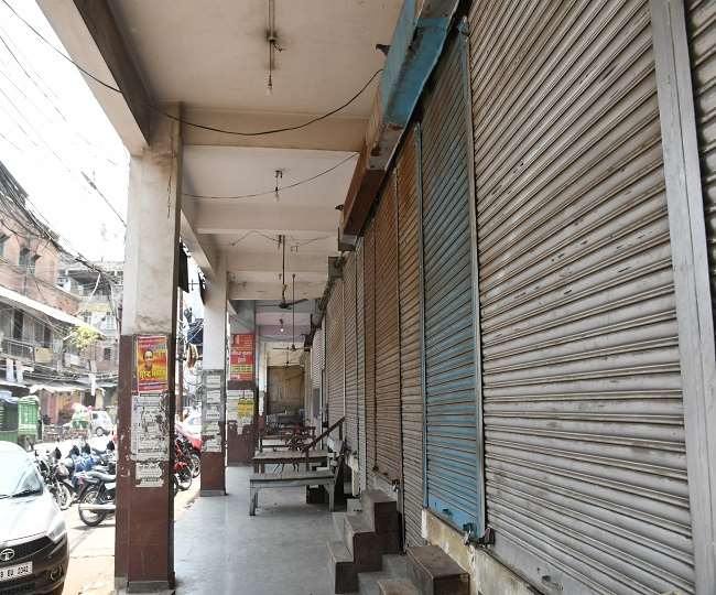 Weekend Lockdown In Kanpur: आज रात आठ बजे से पहले निपटा लें सारे काम, 59 घंटे के लिए ये सेवाएं रहेंगी बंद