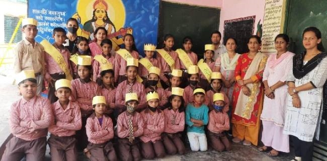 मीना मंच का गठन, वंशिका बनीं अध्यक्ष