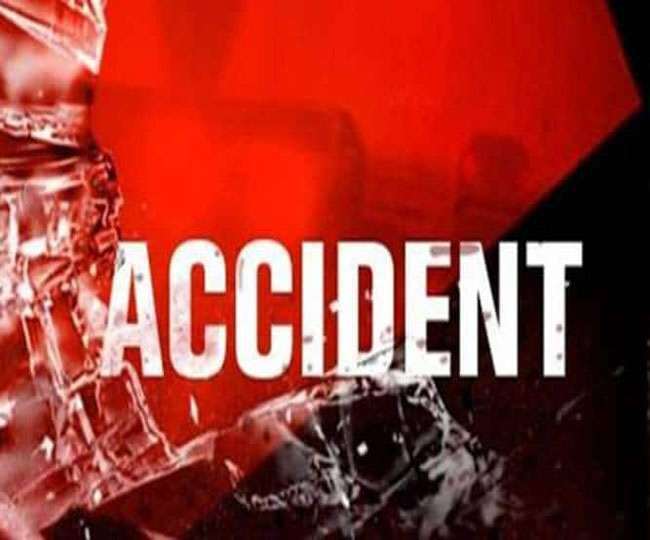 a horrific road accident in guna mp truck collided with a jeep three killed nine injured