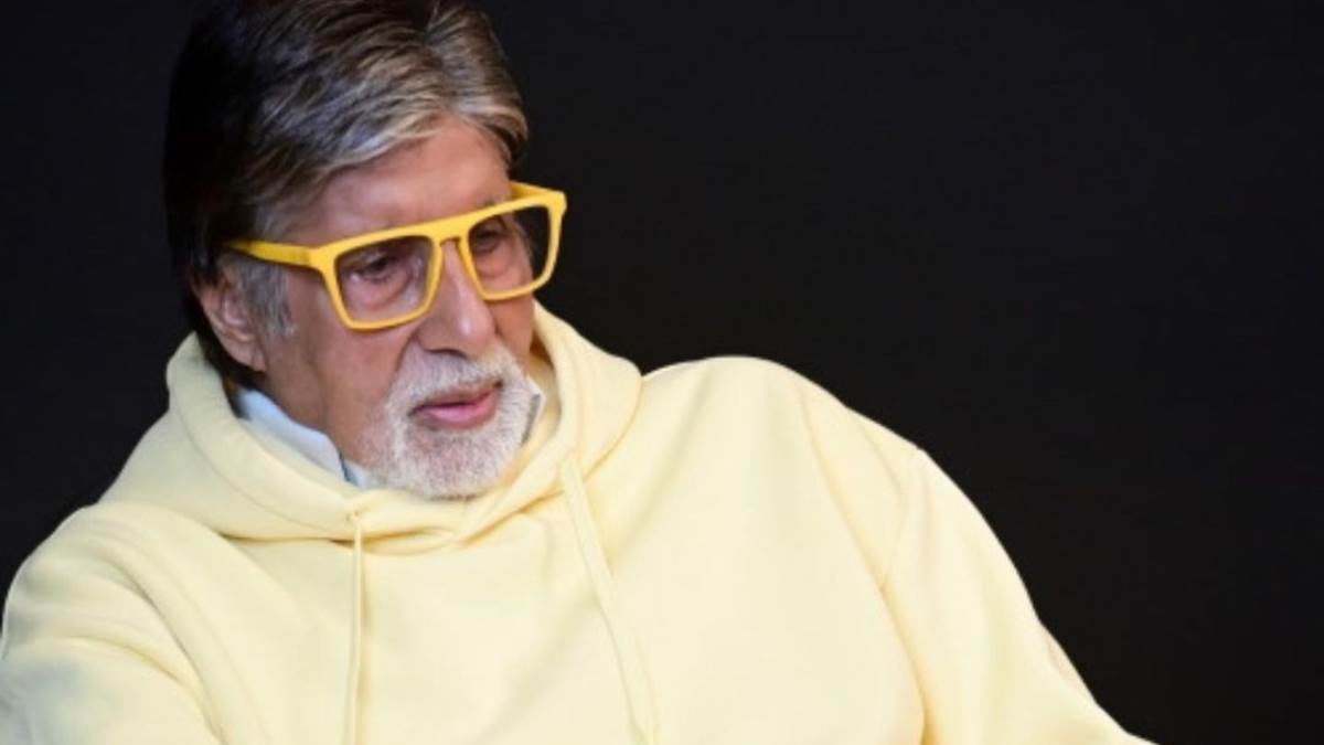https://www.jagranimages.com/images/newimg/23042023/23_04_2023-amitabh_french_beard_23393063_16037548.jpg
