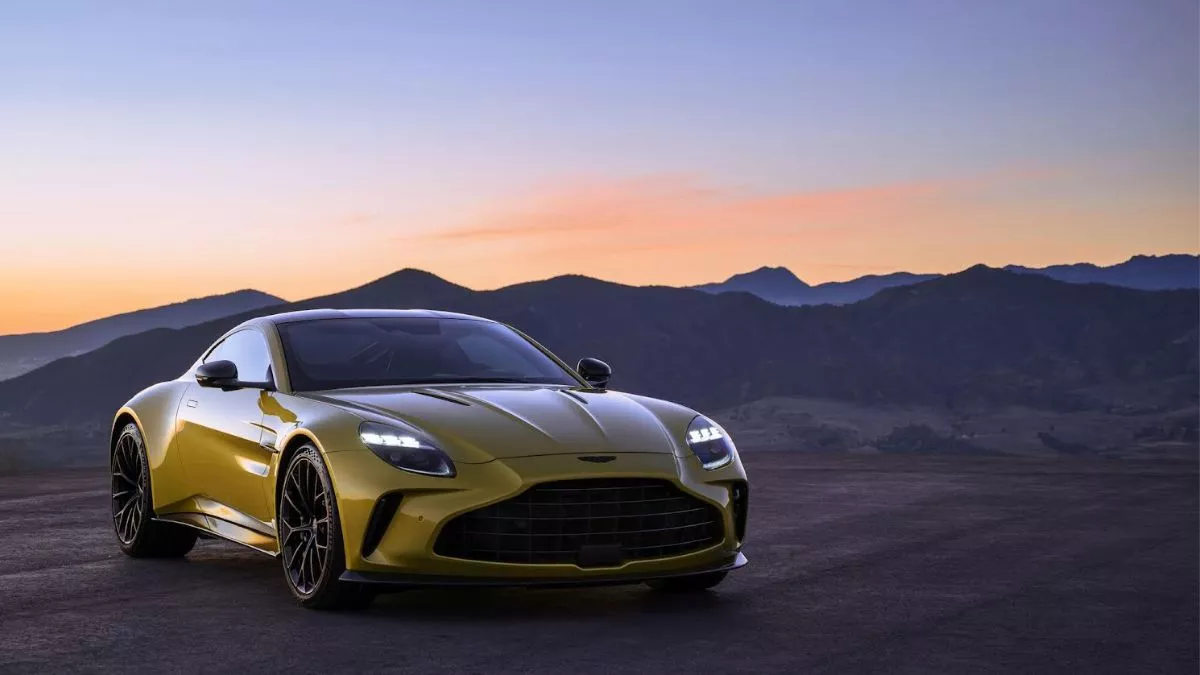 3.55 करोड़ की कीमत पर लॉन्‍च हुई Aston Martin की New Vantage सुपरकार, जानें क्‍या हैं खासियत