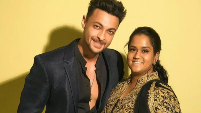 अर्पिता खान को 'काली' बुलाने वालों को आयुष शर्मा का करारा जवाब / Photo- Instagram