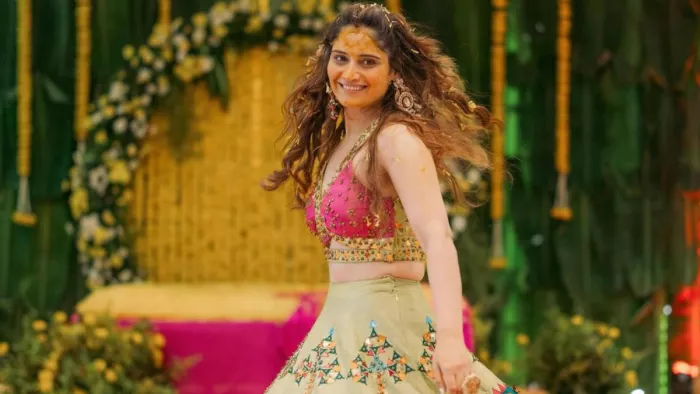 आरती सिंह ने हल्दी सेरेमनी की तस्वीरें आईं सामने। फोटो क्रेडिट- इंस्टाग्राम