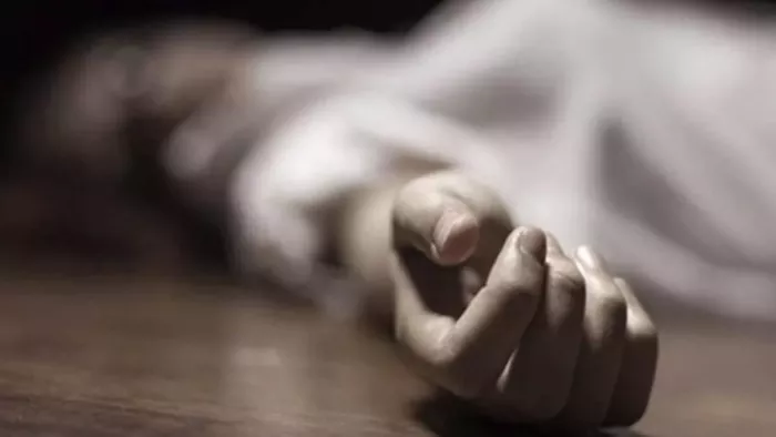 UP Board: दसवीं में नंबर कम आने पर छात्रा ने की आत्महत्या, इतने मिले थे मार्क्स
