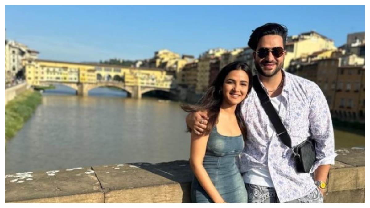 https://www.jagranimages.com/images/newimg/23042024/23_04_2024-jasmin_bhasin_and_aly_goni_23703024.jpg