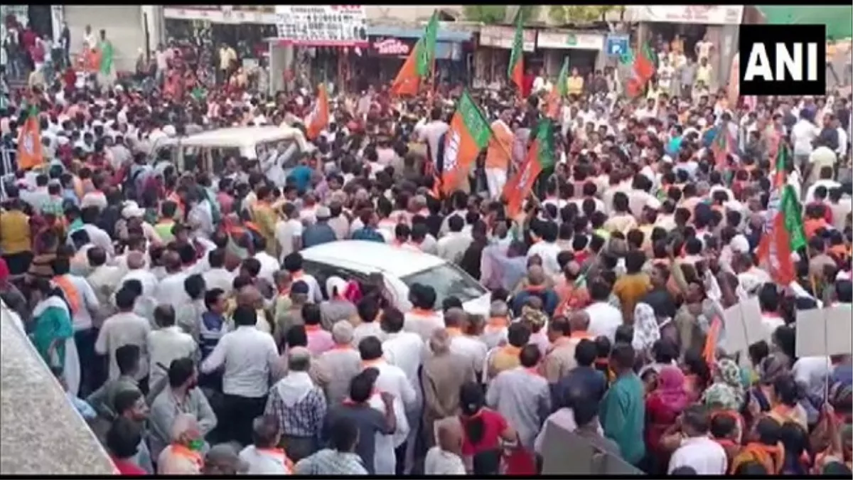 Maharashtra Water crisis: औरंगाबाद में जल संकट, देवेंद्र फडणवीस ने पार्टी कार्यकर्ताओं के साथ निकाला विरोध मार्च
