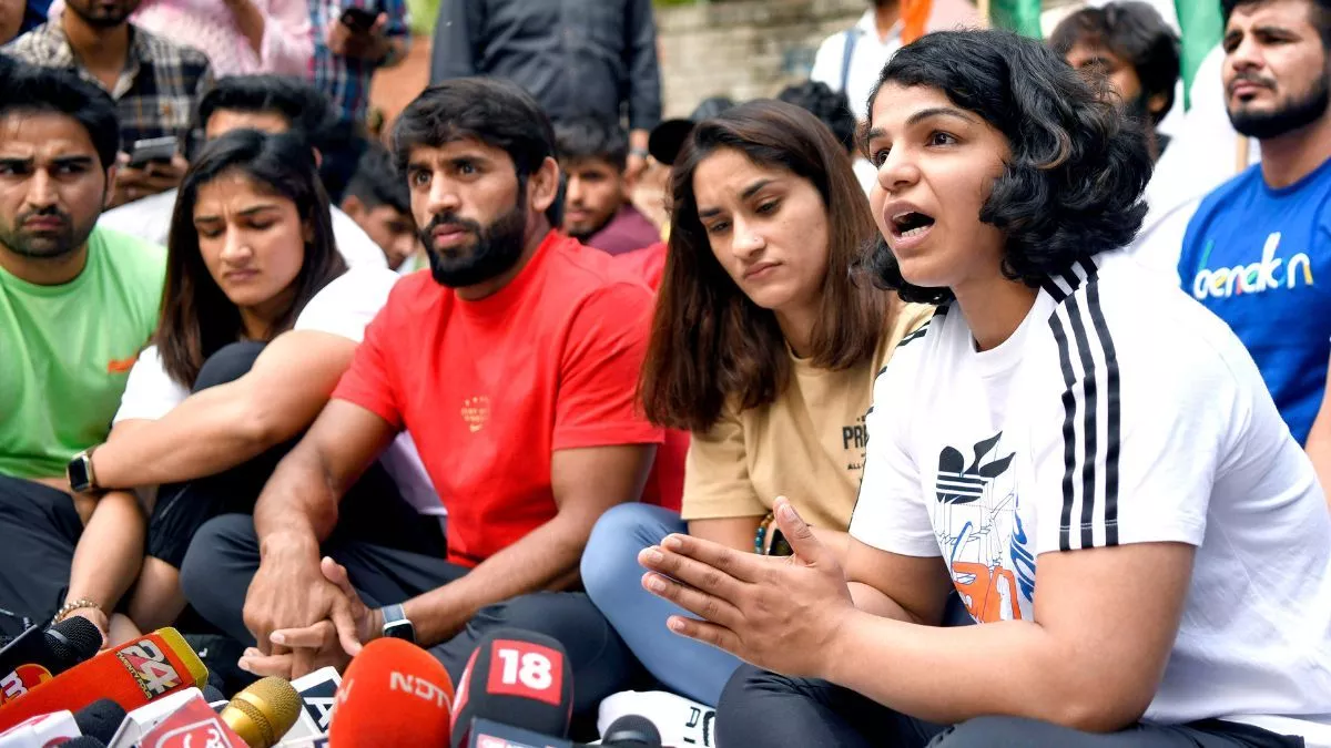 Wrestlers Protest: जंतर-मंतर पर पहलवानों के प्रदर्शन का एक महीना पूरा, आज इंडिया गेट पर निकालेंगे कैंडल मार्च