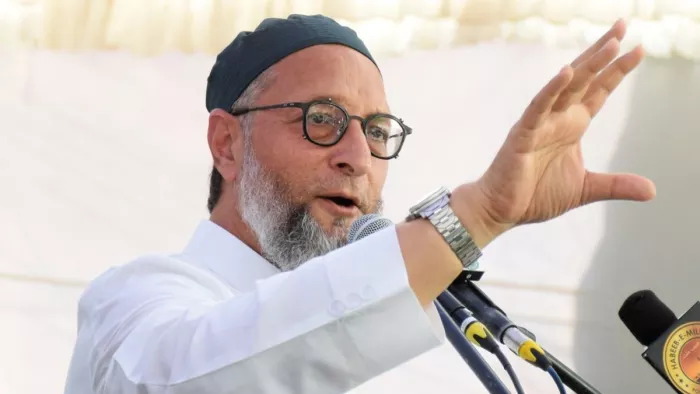 चुनावी रण में असदुद्दीन ओवैसी के 4 हिंदू ट्रंपकार्ड। (फोटो- एएनआई)