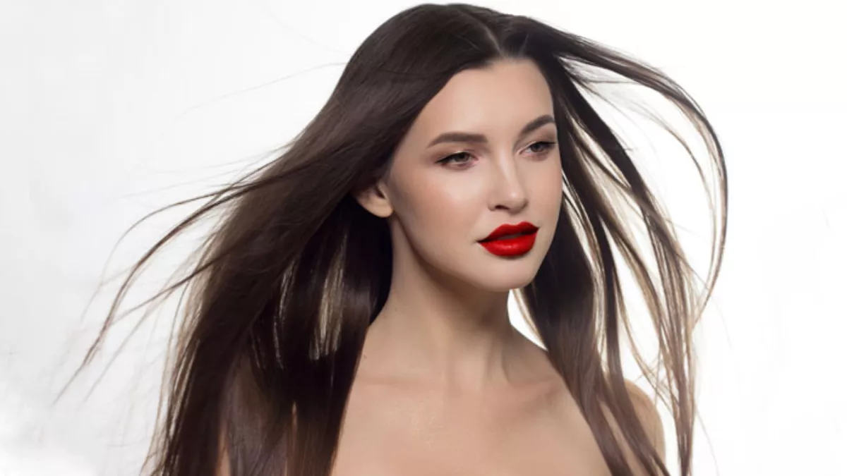 बोरिंग पर्सनालिटी को मिलेगा बोल्ड लुक जब हॉट Red Lipstick शेड्स दिखाएंगे कमाल! समर सीजन में हैं खूब ट्रेंड