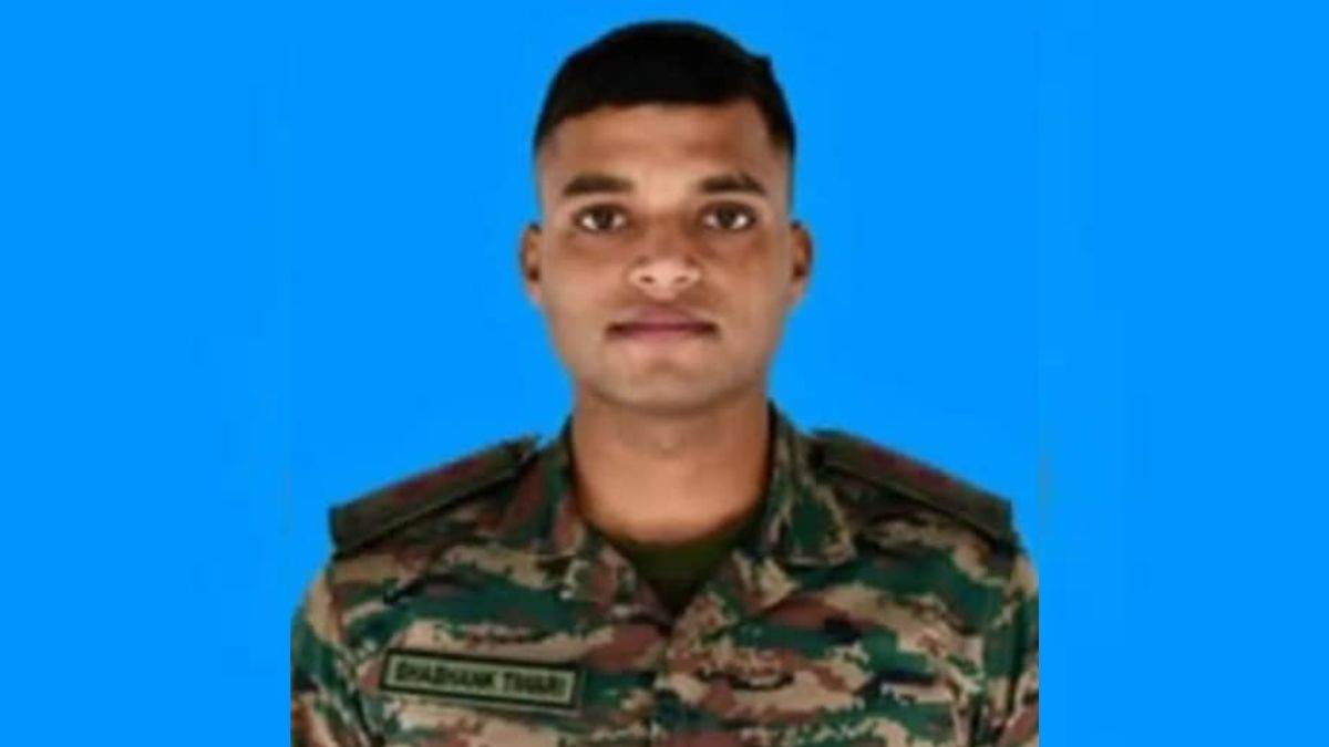 ayodhya news lieutenant sacrifices life saving soldier in sikkim