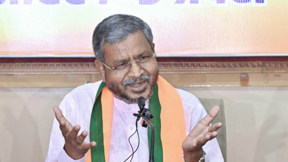 ranchi news bjp alleges hemant soren govt crippling constitutional bodies