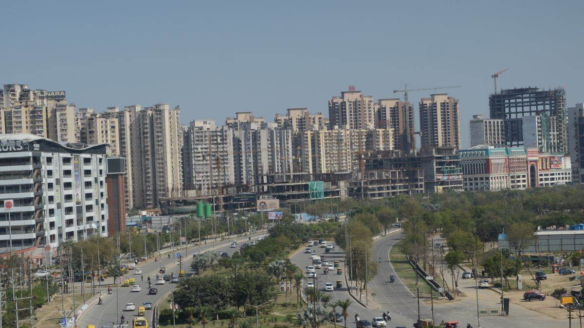 ncr noida flat registry 14154 homebuyers get ownership after policy change