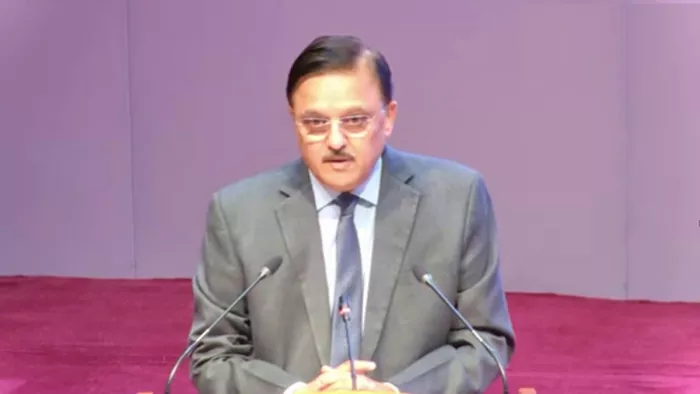 जस्टिस अभय ओका बोले सुप्रीम कोर्ट मुख्य न्यायाधीश केंद्रित है, इसमें बदलाव की जरूरत (फाइल फोटो)