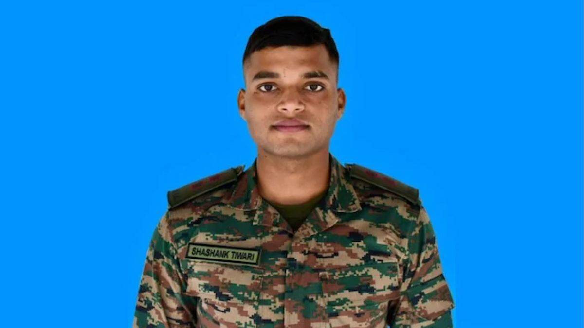 https://www.jagranimages.com/images/newimg/23052025/23_05_2025-lieutenant_tiwari_death_23945295.jpg