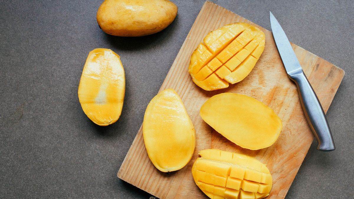 https://www.jagranimages.com/images/newimg/23052025/23_05_2025-mango_23944813.jpg