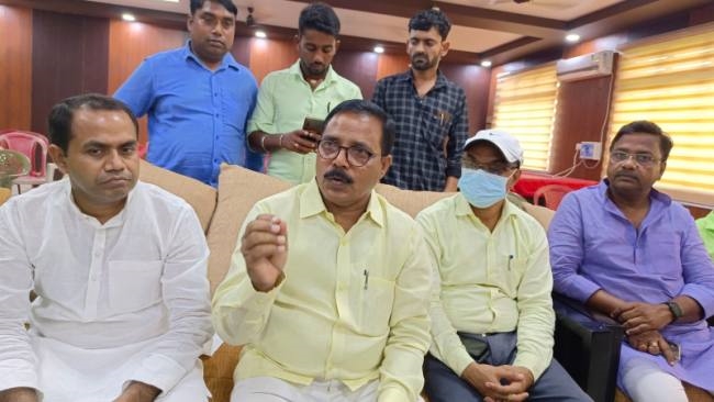 वैशाली में जल्द ही सभी राशन कार्ड धारकों को मिलेगा स्मार्ट राशन कार्ड वैशाली में जल्द ही सभी राशन कार्ड धारकों को मिलेगा स्मार्ट राशन कार्ड