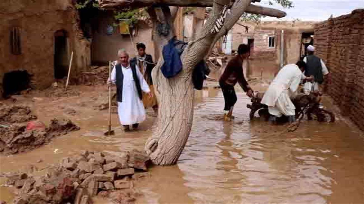 अफगानिस्तान में बाढ़, 400 लोगों की मौत