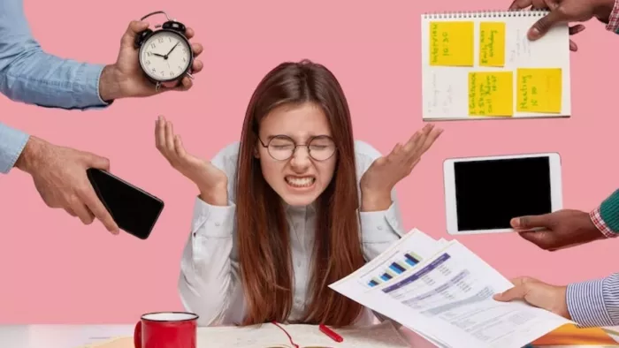 Office Stress: ऑफिस में तनाव को कम करने में मदद करेंगे ये टिप्स