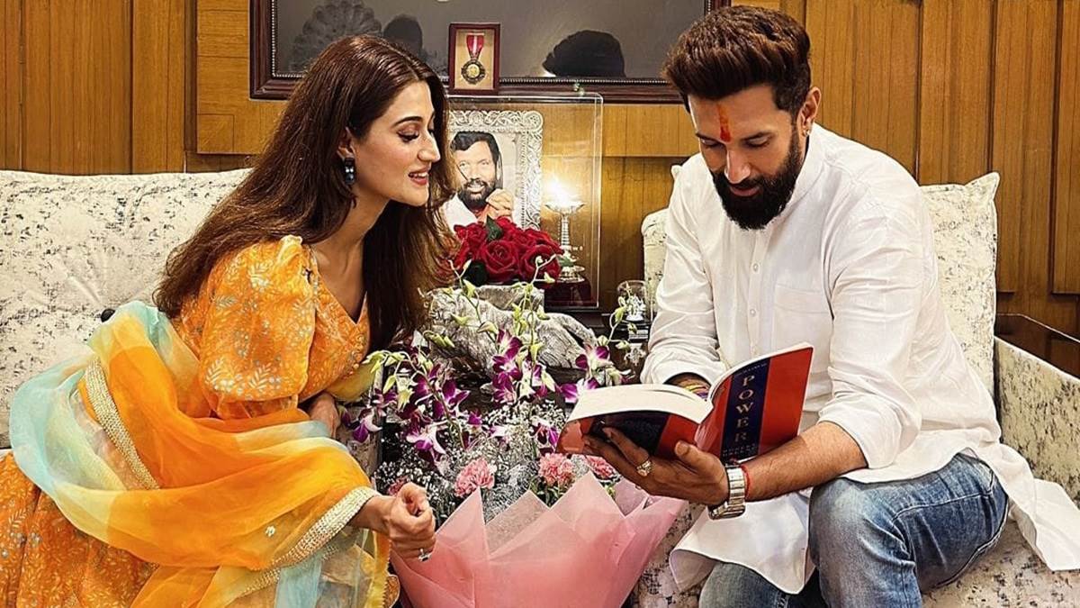 chirag paswan meets with girl arushi nishank viral on social media daughter of ramesh pokhriyal